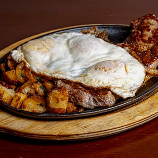 Steak & Eggs Skillet